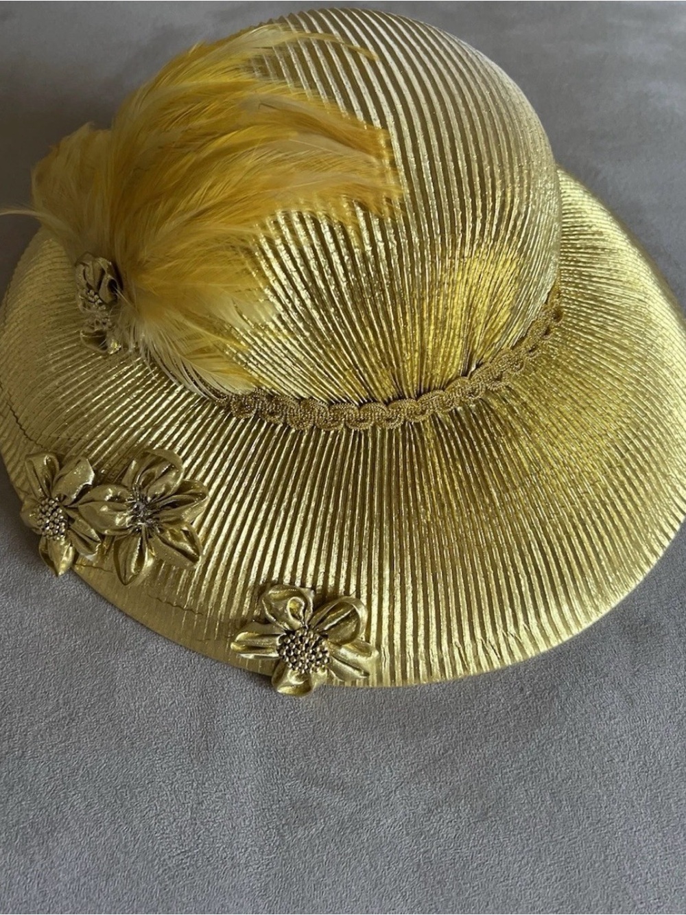 Women's Decorative Feather Sun Hat